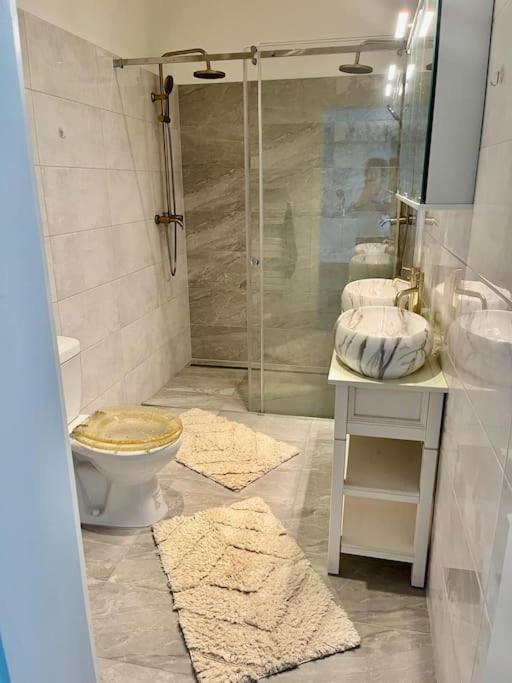 Modernes Design Apartment Вена Экстерьер фото